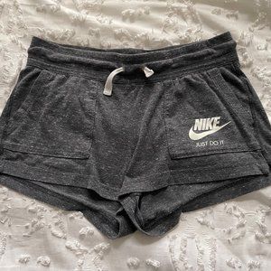 Cotton Nike Drawstring shorts with pockets
